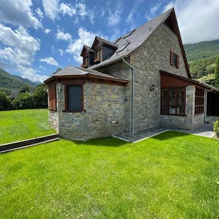 Holiday home Ca De Palomera Vall D'aran